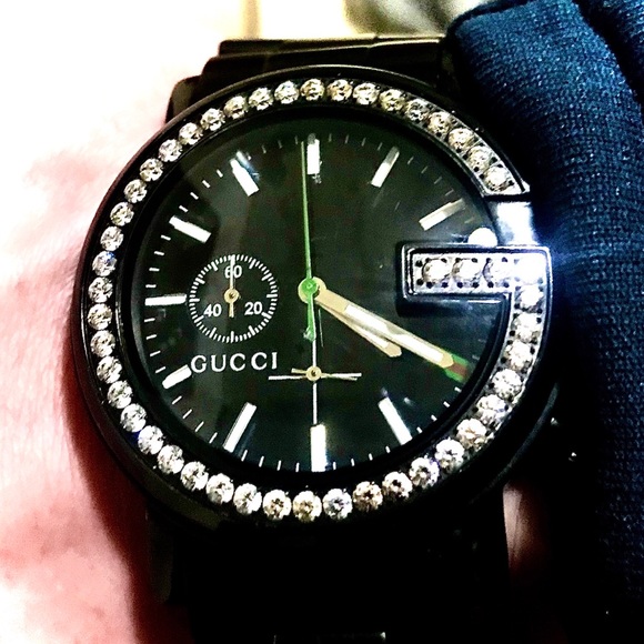 GUCCI 101m Chronos blk stnls 1.84 ct studded “G” - Picture 1 of 1
